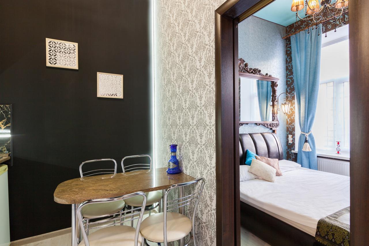 Austrian Apartments Leopolli Near Railway Station Lviv Ngoại thất bức ảnh
