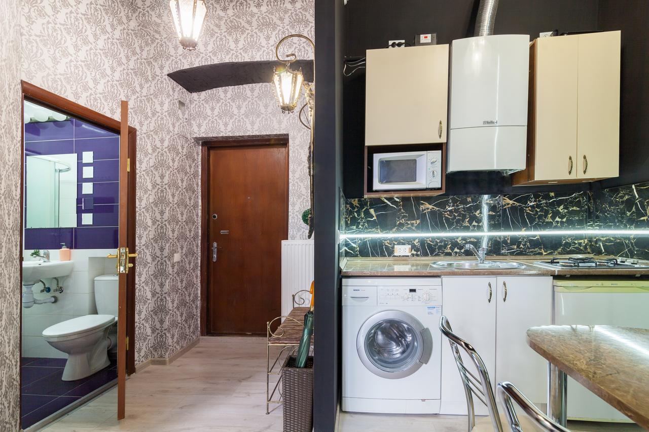 Austrian Apartments Leopolli Near Railway Station Lviv Ngoại thất bức ảnh
